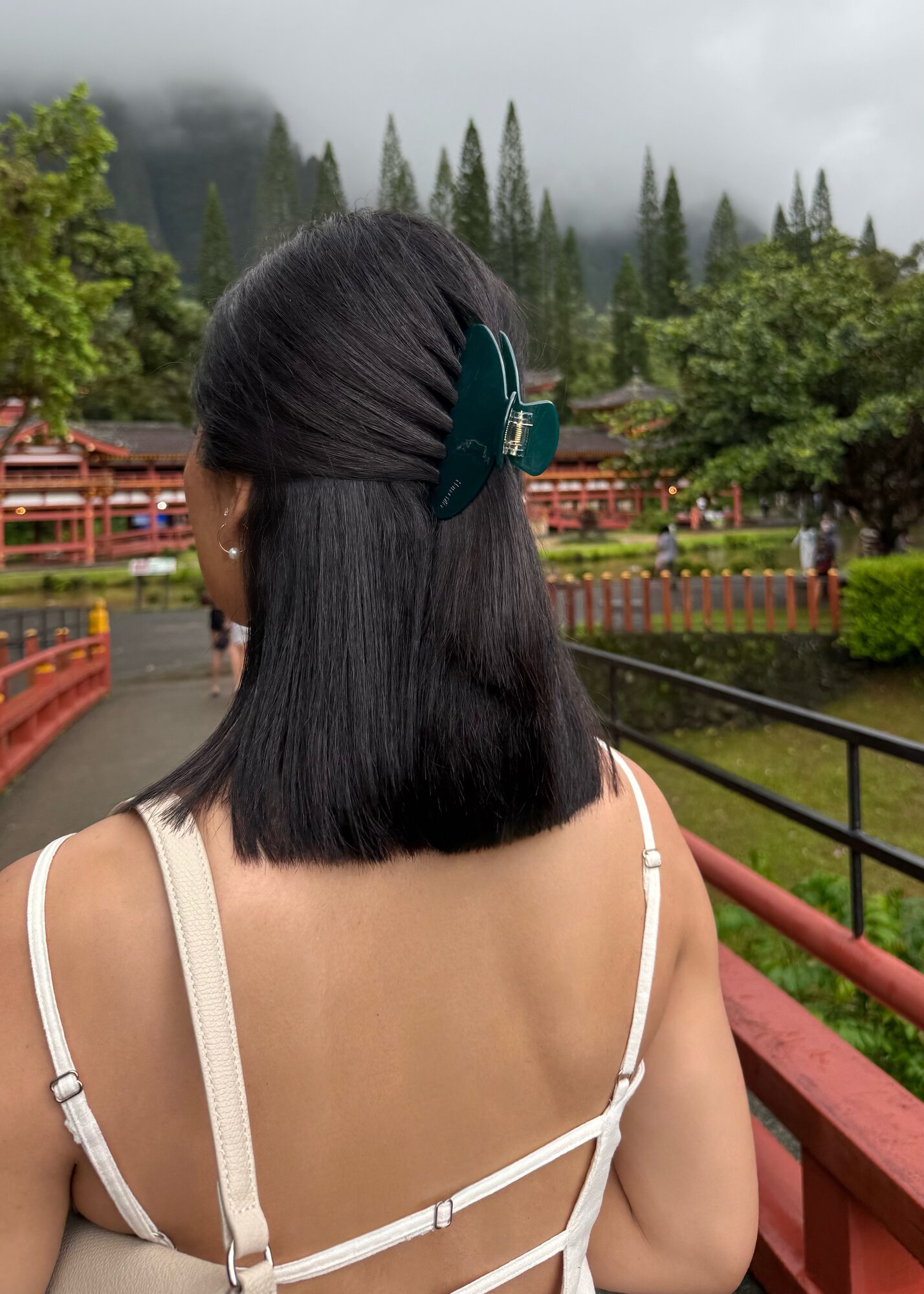 Everyday Hair Clip in Emerald Green - View 5