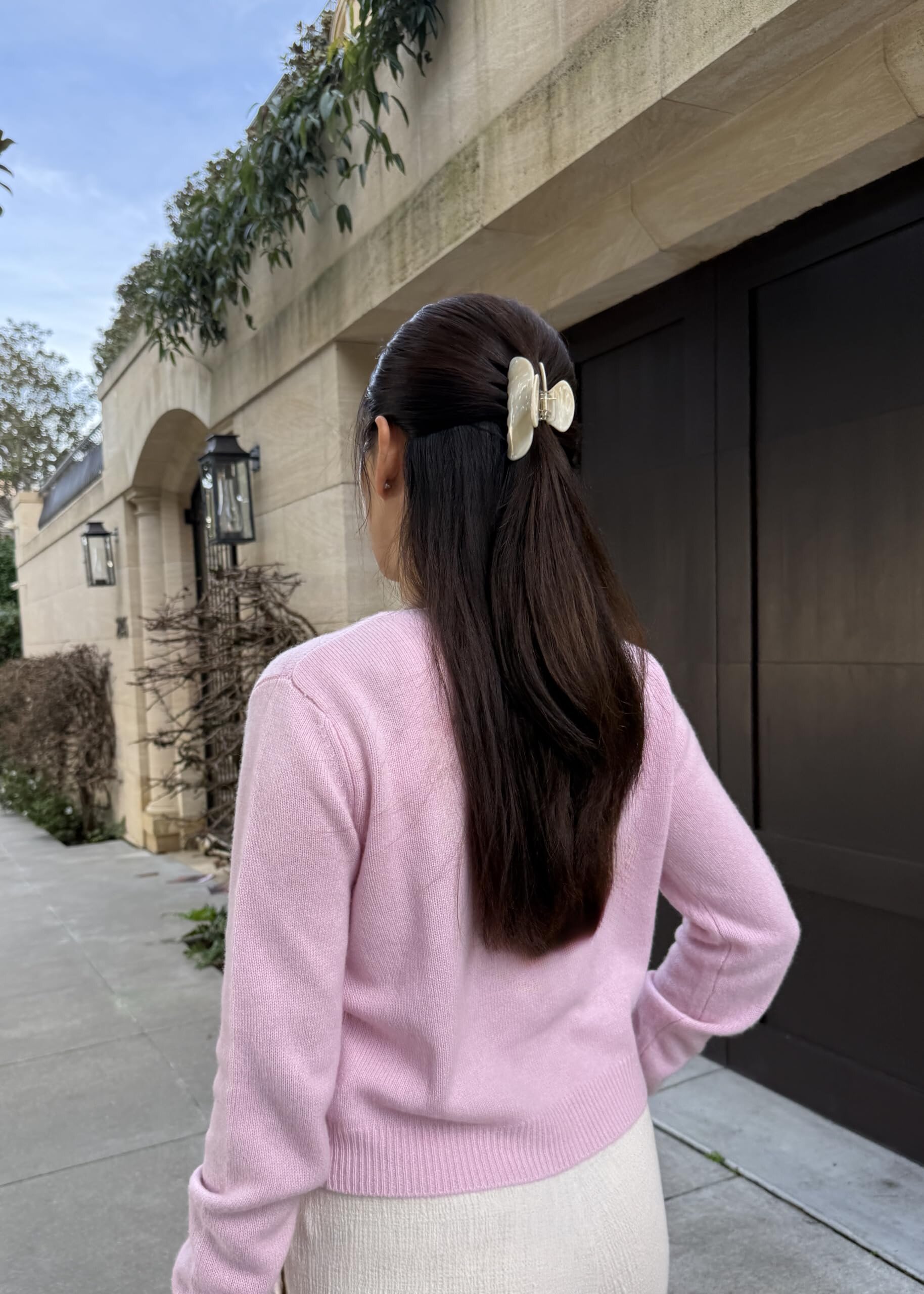 Medium Everyday Hair Clip in Cream - View 4