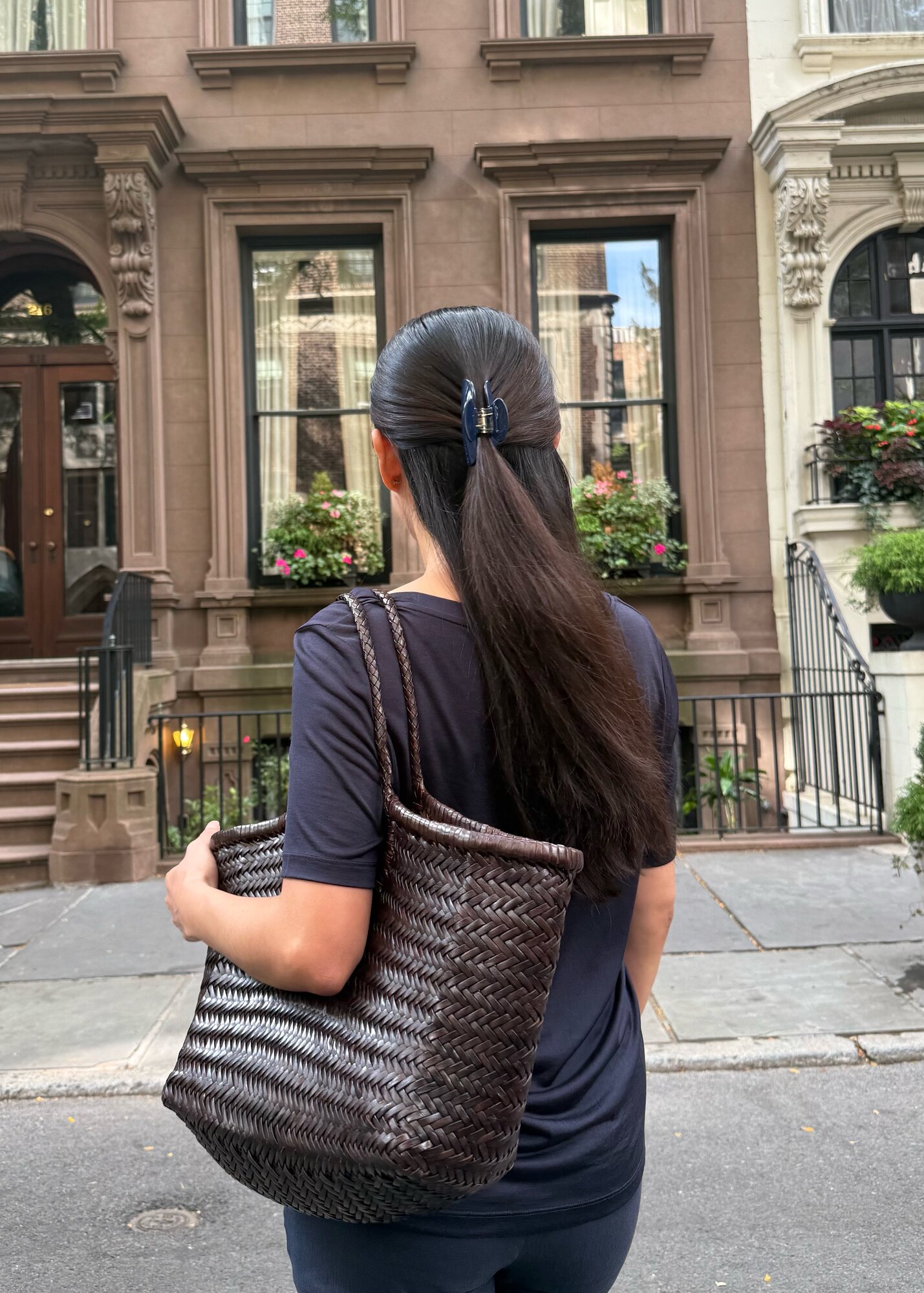 Medium Everyday Hair Clip in Navy - View 3