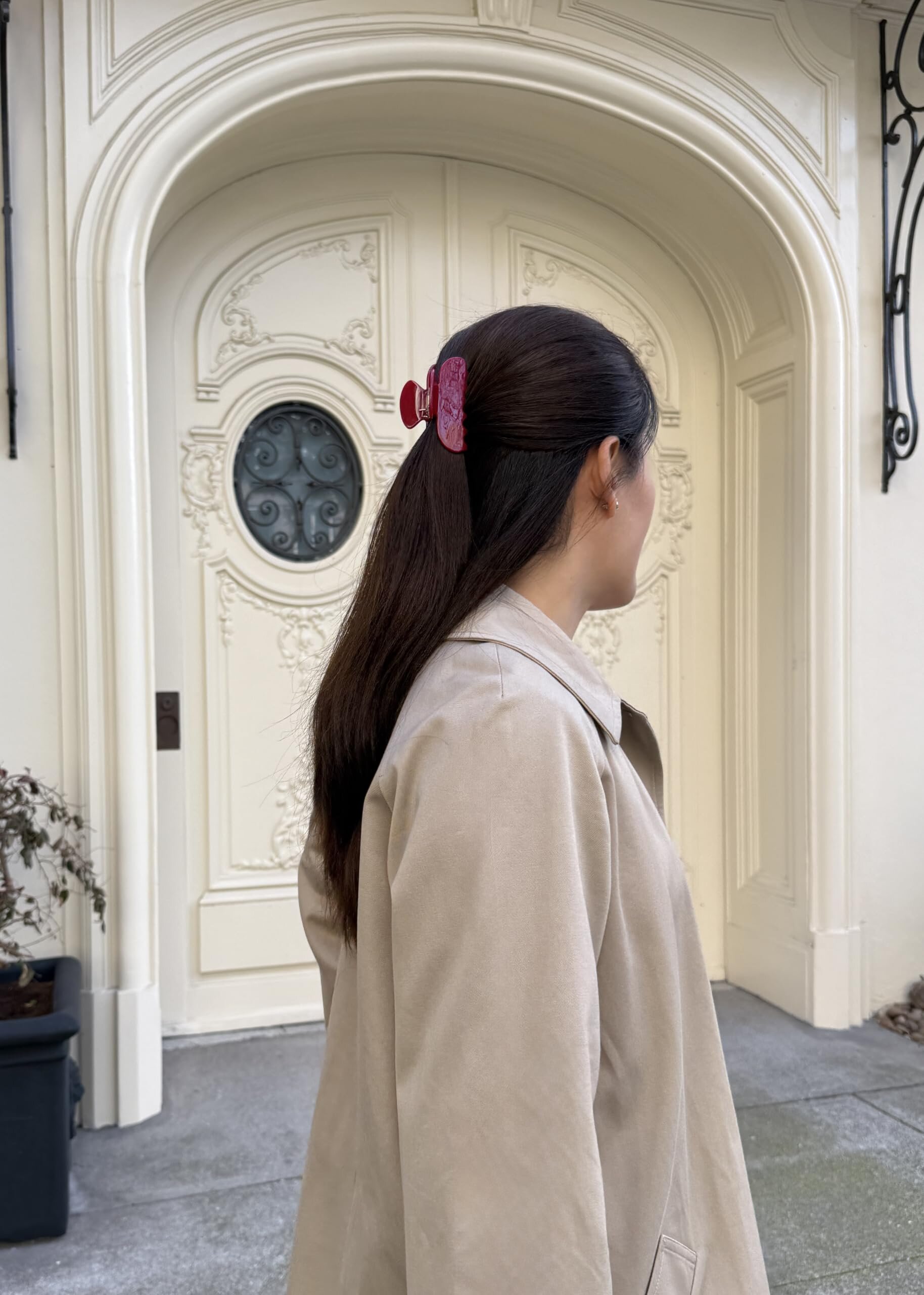 Medium Everyday Hair Clip in Red - View 6