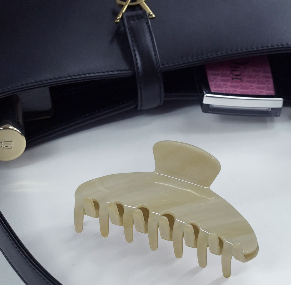 Cellulose acetate materials and craftsmanship